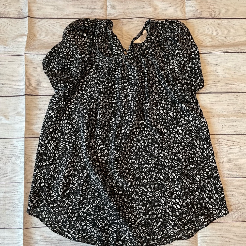 NWOT Women's Lauren Conrad Blouse